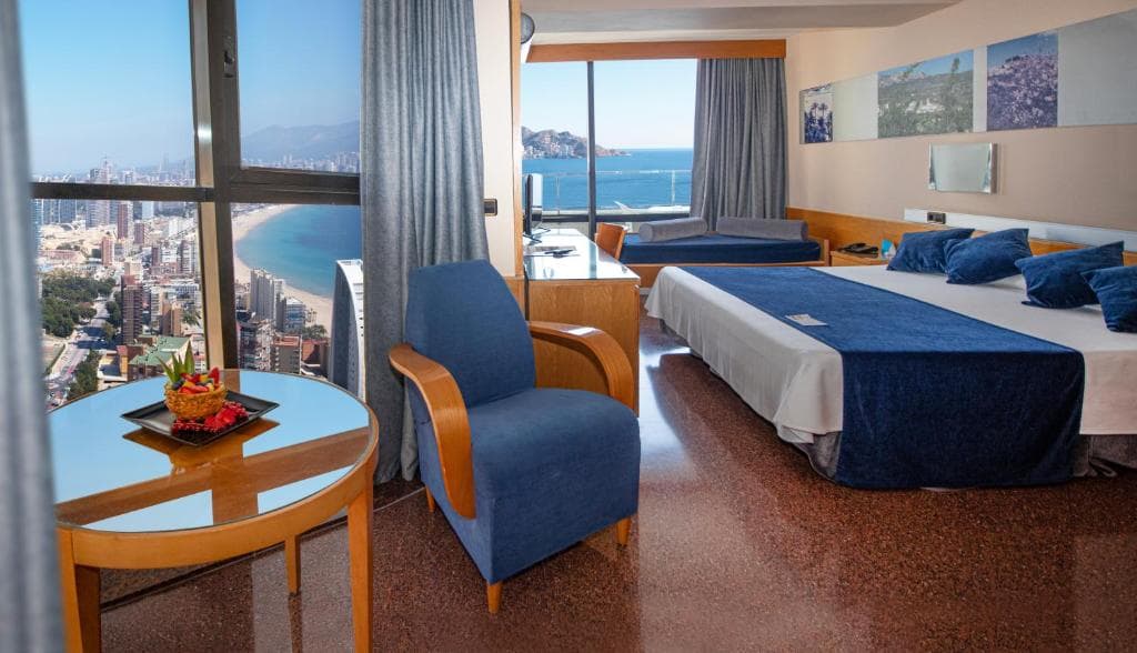BENIDORM, SPANIA β 8 zile de soare pe Costa Blanca!