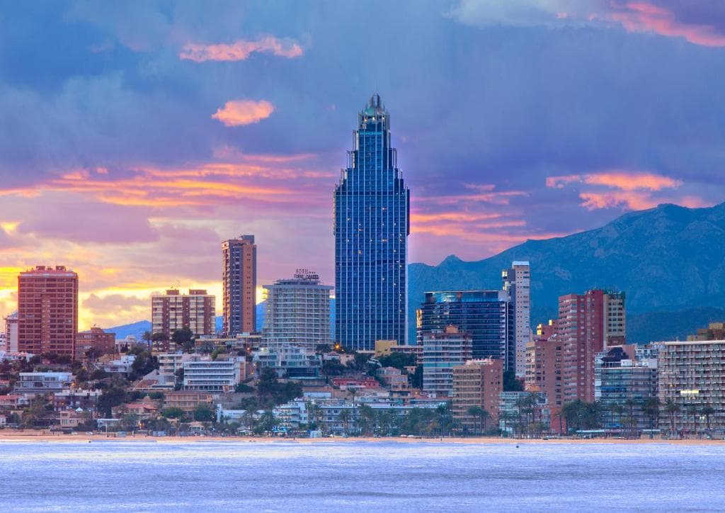 BENIDORM, SPANIA β 8 zile de soare pe Costa Blanca!
