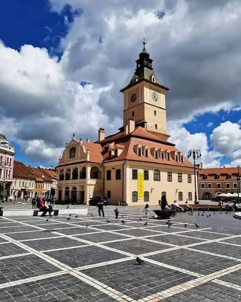 Tara Barsei β o zi printre cetati sasesti si povesti medievale